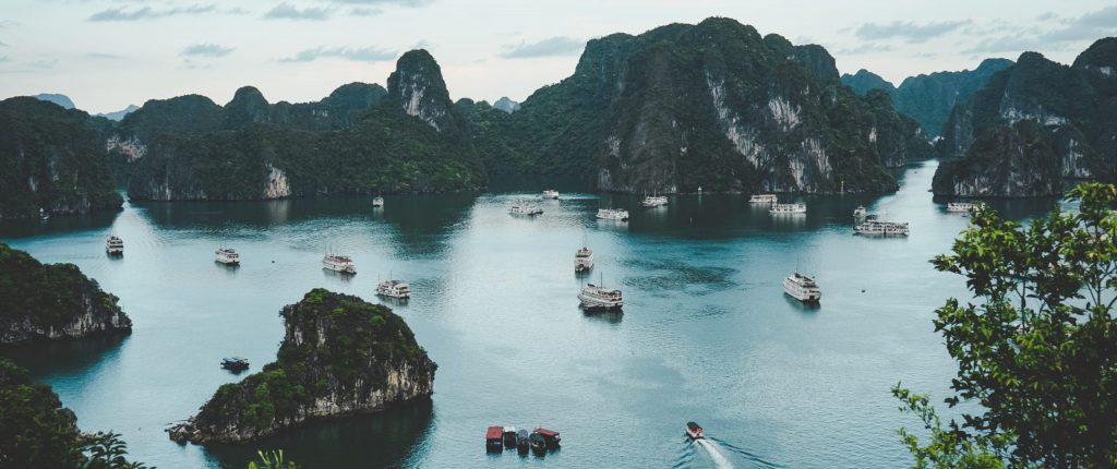 Boat-Tour-Vietnam Unveiled | Best Group Tour Packages | Top Itinerary Planner for Vietnam - GoTravelab