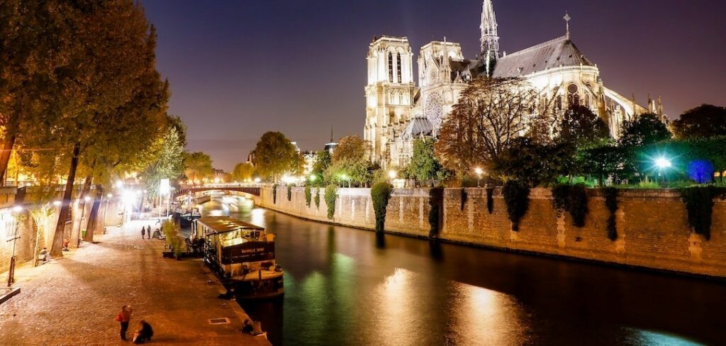 Cathedral-Notre-Dame-Experience-History-in-France-eurotrip-packages-europe-trip-planner-best-travel-agency-best-of-europe-GoTravelab