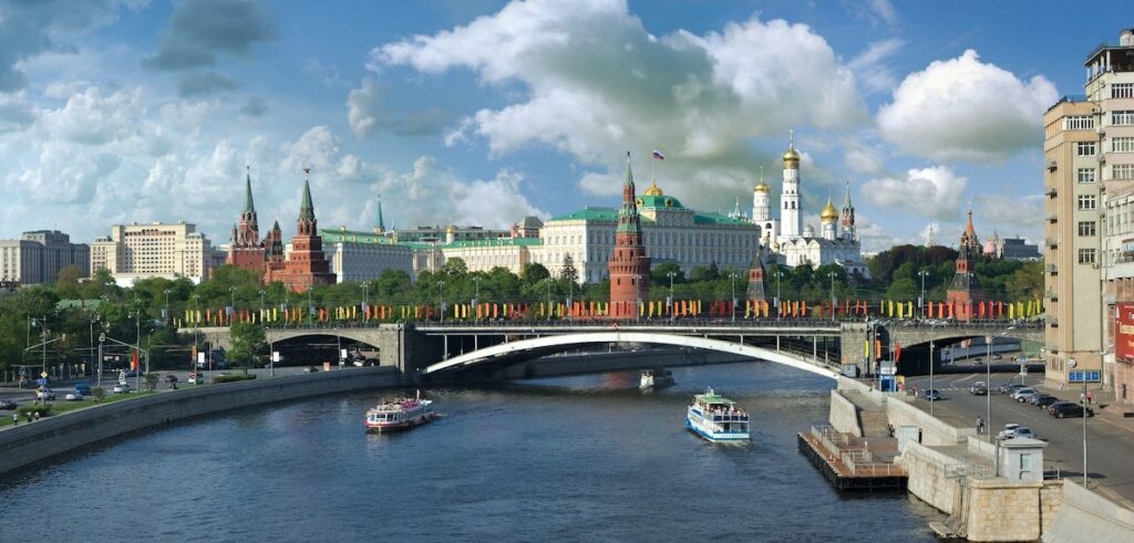 Moscow-Kremlin-Resplendent-Russia-Best-Travel-Planner-luxury-tour-packages-Best-of-Russia-GoTravelab