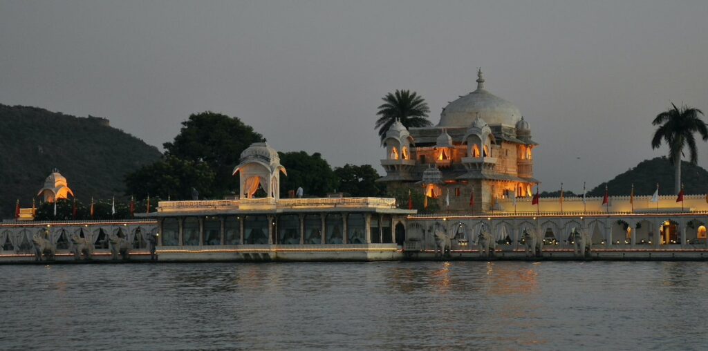 Jag Mandir-Udaipur-Drench in History at Rajasthan-Tour and Travel Planner Rajasthan-Rajasthan Tourism-GoTravelab