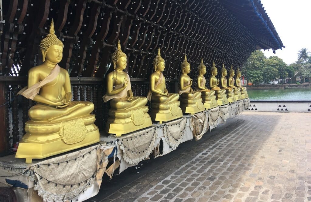 Gangaramaya Temple-Sri Lanka Tourism-Luxury Tour and Travel Packages-Bangalore to Sri Lanka Trip Planner-Best Travel Agency in Bangalore-GoTravelab