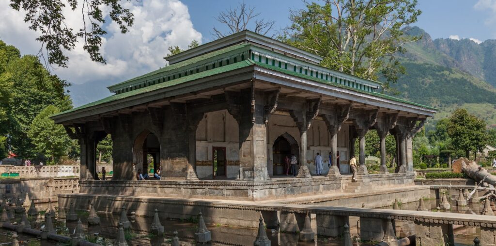 Shalimar Bagh-Kaleidoscopic Kashmir-Group-Corporate Tour Planner-Best Travel Agency Near Me-Trip Planner-GoTravelab