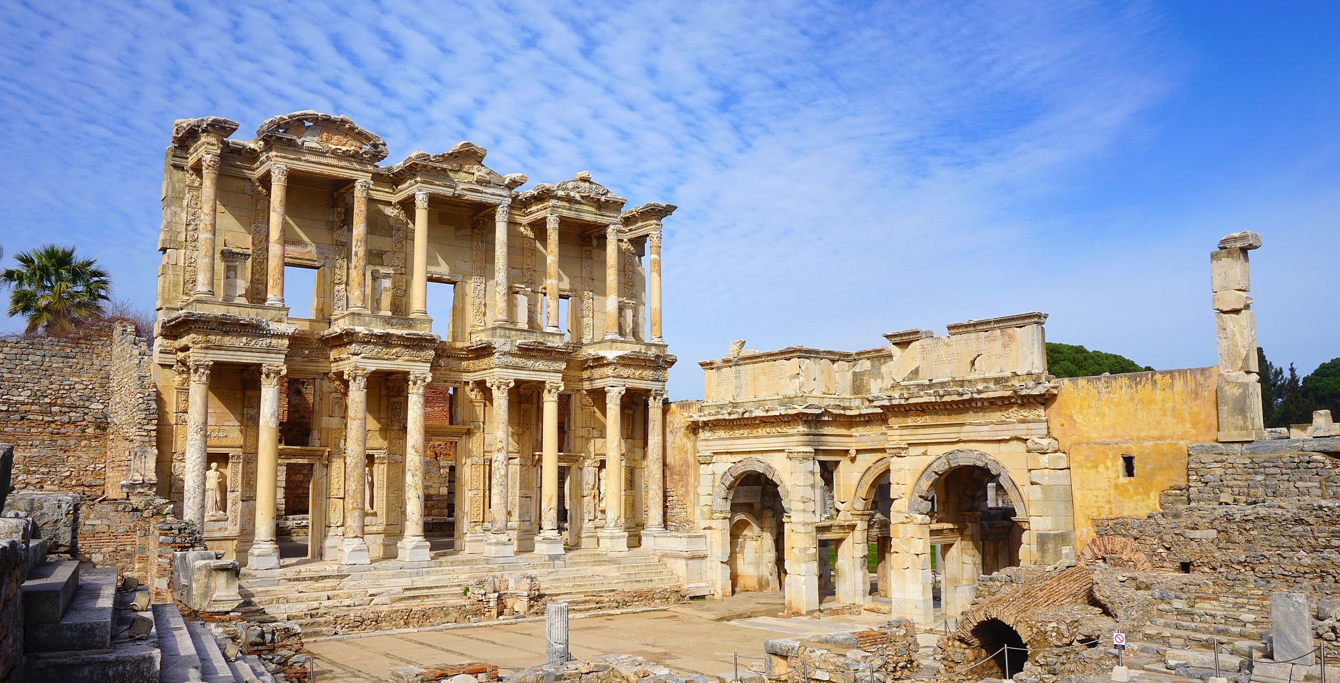 Top 5 Destinations in Turkey First-Time Visitors Must Visit-GoTraveLab-Ephesus